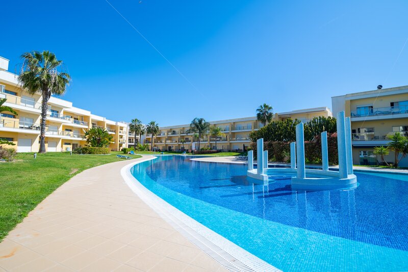 2-bedroom6440m2-71m2-Apartment-with-swimming-pool-for-sale-in-Albufeira-Algarve