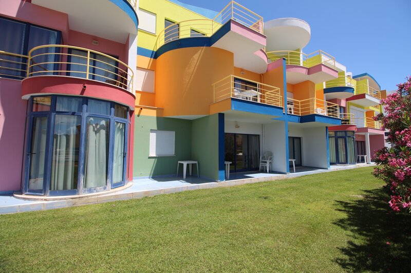  Apartment with swimming pool in Albufeira