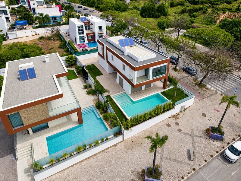3-bedroom23720m2-109m2-House-with-swimming-pool-for-sale-in-Albufeira-Algarve
