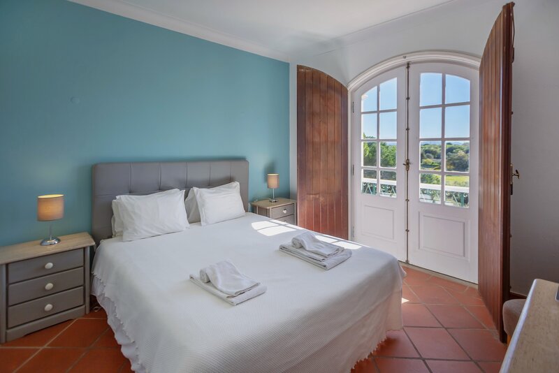 5 bedroom House with swimming pool in Albufeira