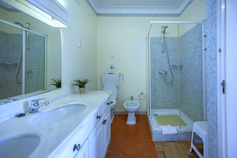 5 bedroom House with swimming pool in Albufeira