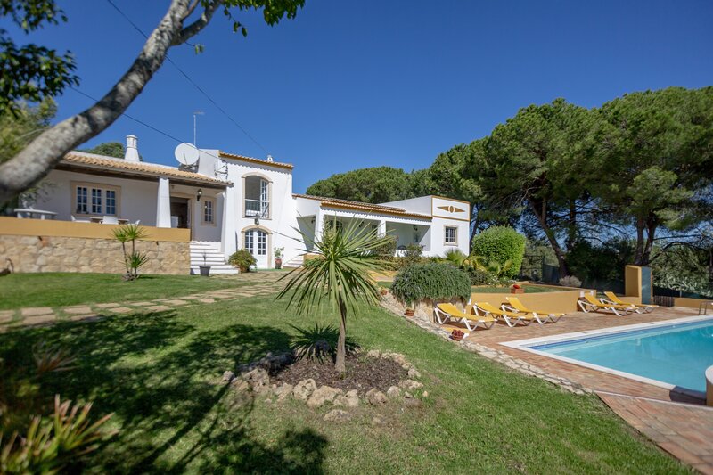5 bedroom House with swimming pool in Albufeira