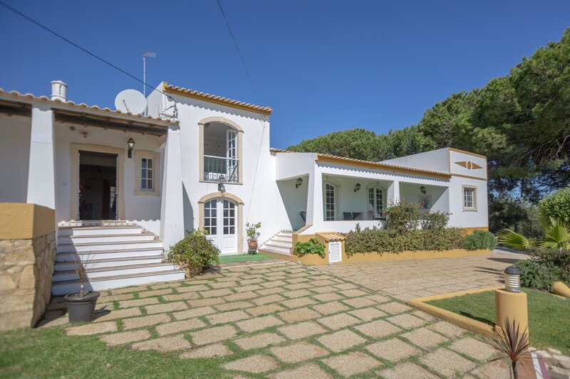 5 bedroom House with swimming pool in Albufeira