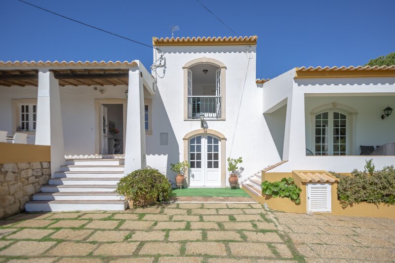 5 bedroom House with swimming pool in Albufeira