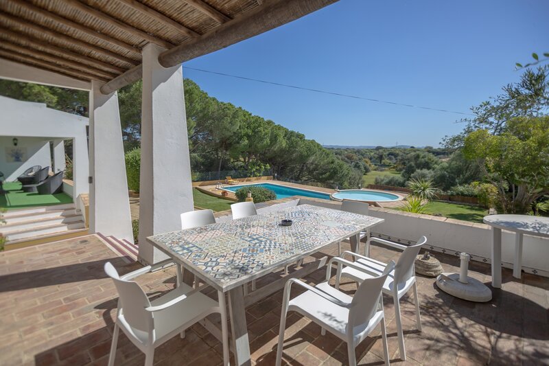 5 bedroom House with swimming pool in Albufeira