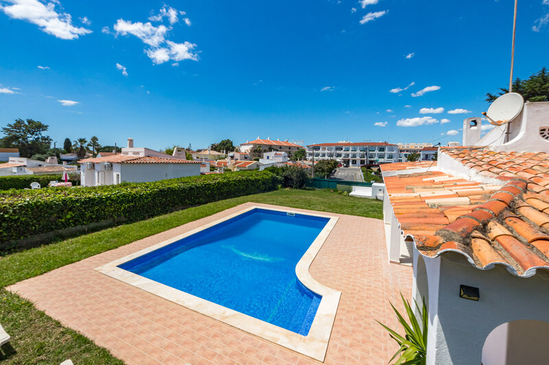 4 bedroom House with swimming pool in Albufeira