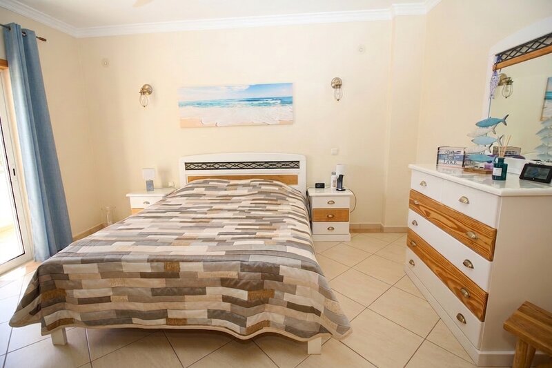 3 bedroom House with swimming pool in Albufeira
