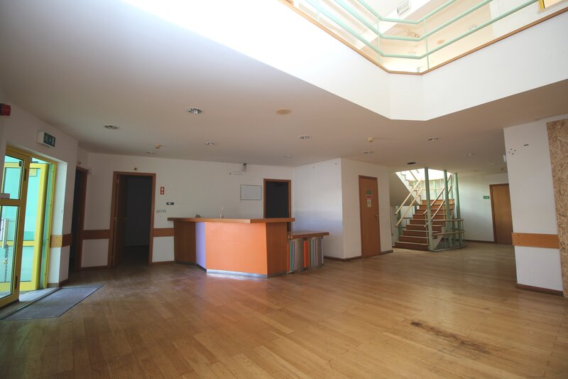 Lote de Terreno com 14 152 m&sup2;  em Albufeira