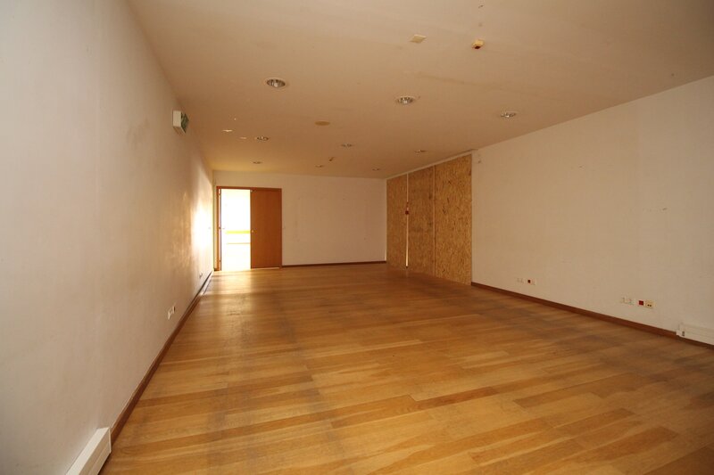 Lote de Terreno com 14 152 m&sup2;  em Albufeira
