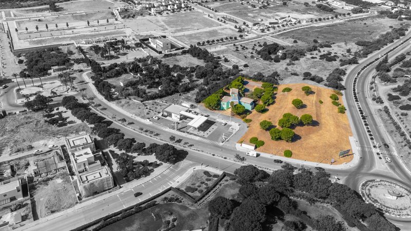 14 152 m&sup2; Land plot for sale in Albufeira, Algarve 
