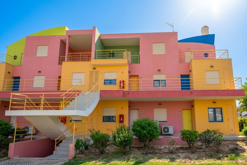  Apartment with swimming pool in Albufeira