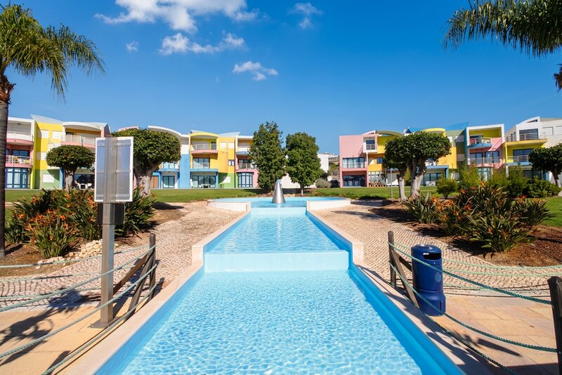  Apartment with swimming pool in Albufeira