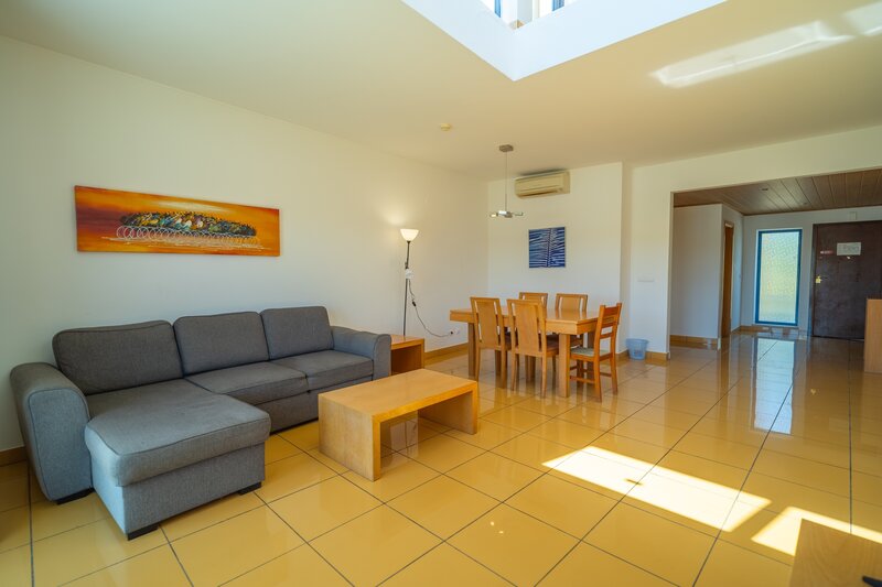 2 bedroom Apartment with swimming pool in Albufeira
