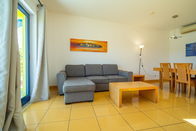 2 bedroom Apartment with swimming pool in Albufeira