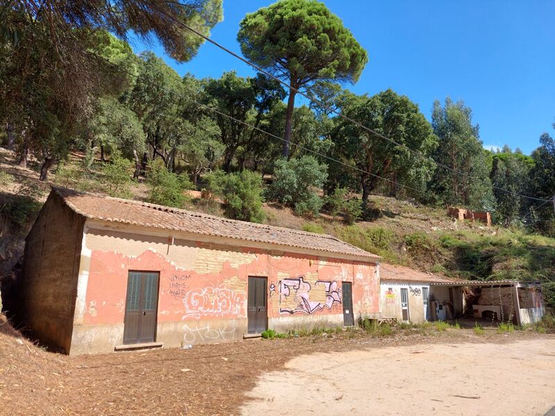 Moradia V4 Isolada para reconstruir Marmelete Monchique - zona calma