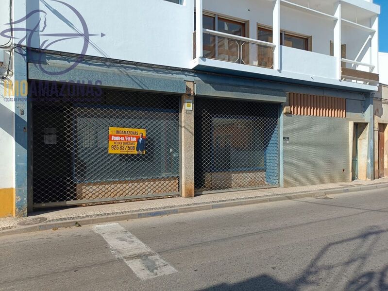 Office in the center Silves - wc, storefront, store room, garage