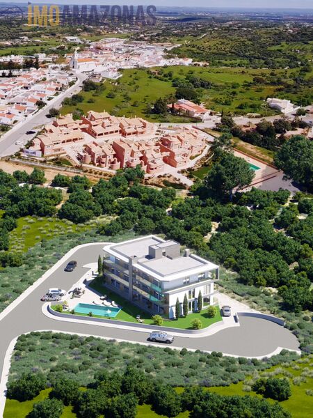 апартаменты T2 современная в процессе строительства Porches Lagoa (Algarve) - бассейн, полы с подогревом, система кондиционирования, экипированная кухня, солнечные панели, сад, веранды, веранда, экипирован, много натурального света, частный кондоминиум