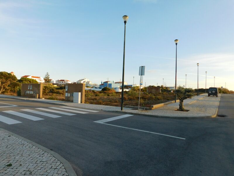 Land with 180sqm Vila de Sagres Vila do Bispo