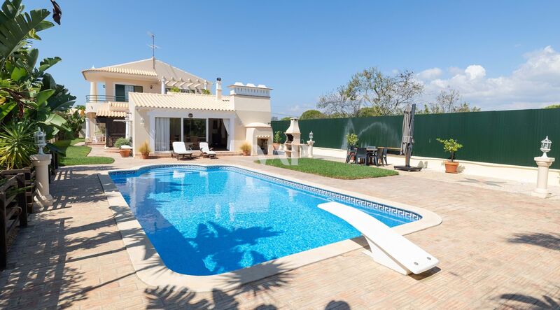 House Isolated 3 bedrooms Quarteira Loulé - terraces, terrace, swimming pool, double glazing, garden, fireplace, air conditioning