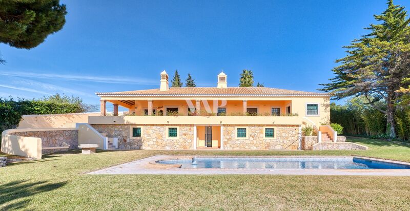 Moradia V4 Típica no centro Vale Judeu São Sebastião Loulé para vender - piscina, lareira, bbq, terraço, jardim