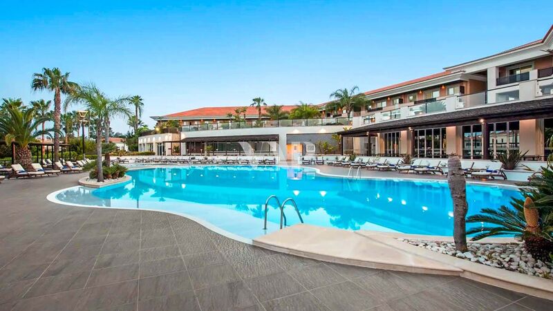 Apartment Luxury T2 Quinta do Lago Almancil Loulé - balcony, swimming pool, equipped, garden