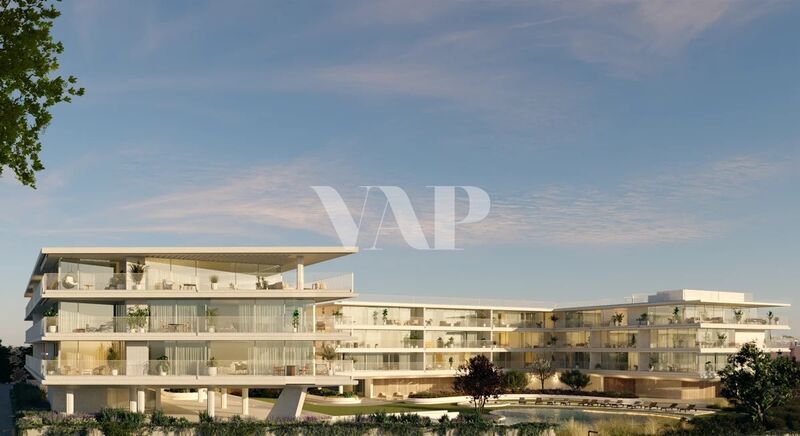 Apartamento T1 de luxo Vilamoura Quarteira Loulé - garagem, piscina, arrecadação, equipado, jardim, varandas