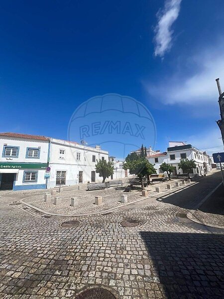 Prédio à venda em Cabeção, Mora RE/MAX Portugal