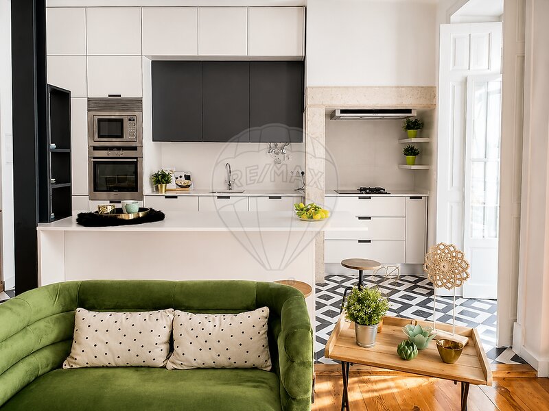 Apartamento T2 à venda em Campolide, Lisboa RE/MAX Portugal