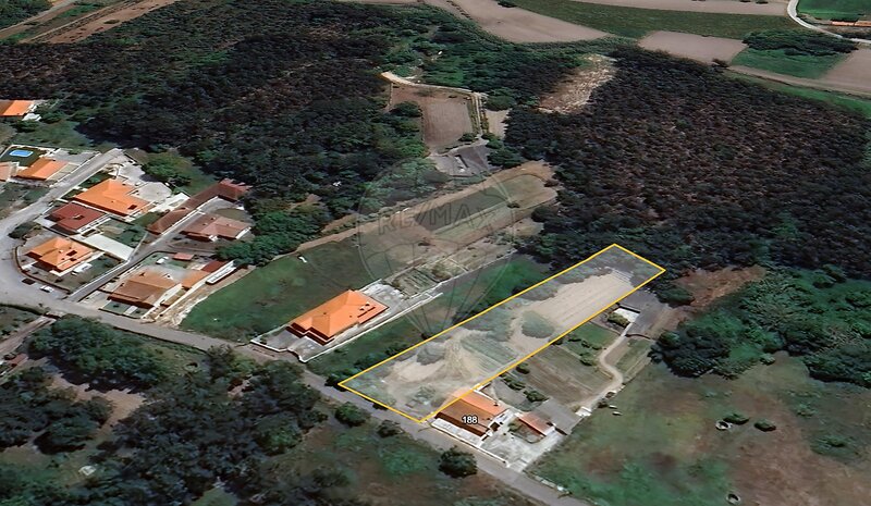 Terreno à venda em Monte Real e Carvide, Leiria RE/MAX Portugal