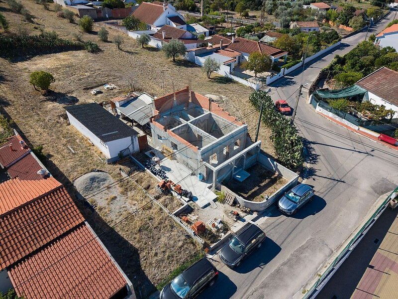 Moradia T2 à venda em Carregueira, Chamusca RE/MAX Portugal