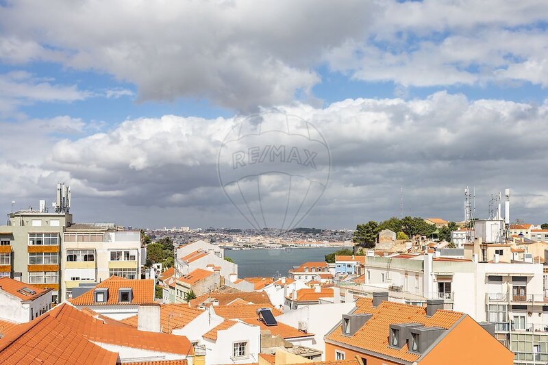 Apartamento T3 à venda em Almada, Cova da Piedade, Pragal e Cacilhas, Almada RE/MAX Portugal