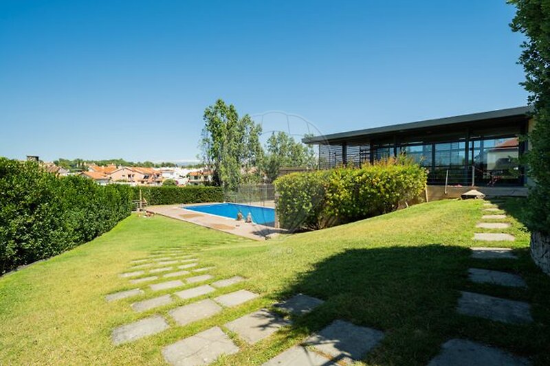 Apartamento T2 à venda em Alcabideche, Cascais RE/MAX Portugal