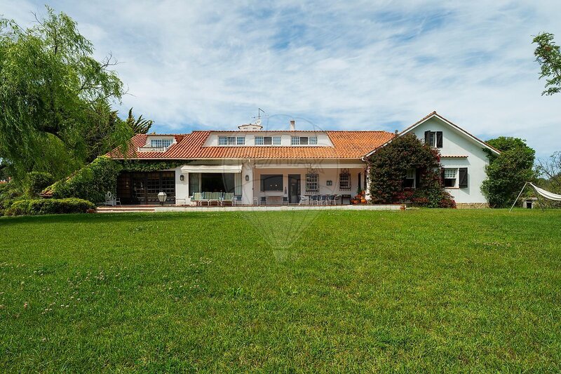 Moradia T7 de luxo à venda em Sintra (Santa Maria e São Miguel, São Martinho e São Pedro de Penaferrim), Sintra RE/MAX Portugal