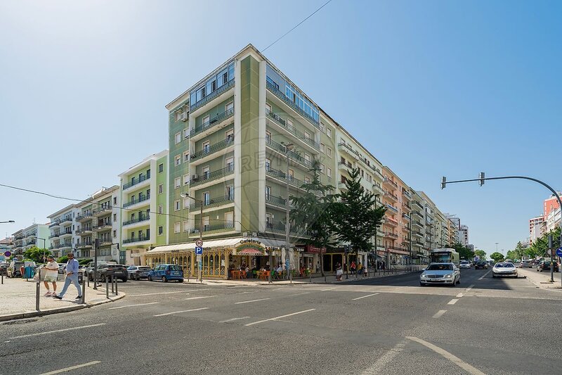 Apartamento T4 à venda em Alvalade, Lisboa RE/MAX Portugal