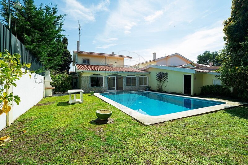 Moradia T4 à venda em Cascais e Estoril, Cascais RE/MAX Portugal