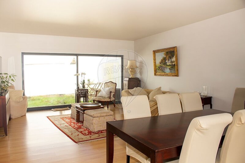 Moradia T4 à venda em São Domingos de Rana, Cascais RE/MAX Portugal