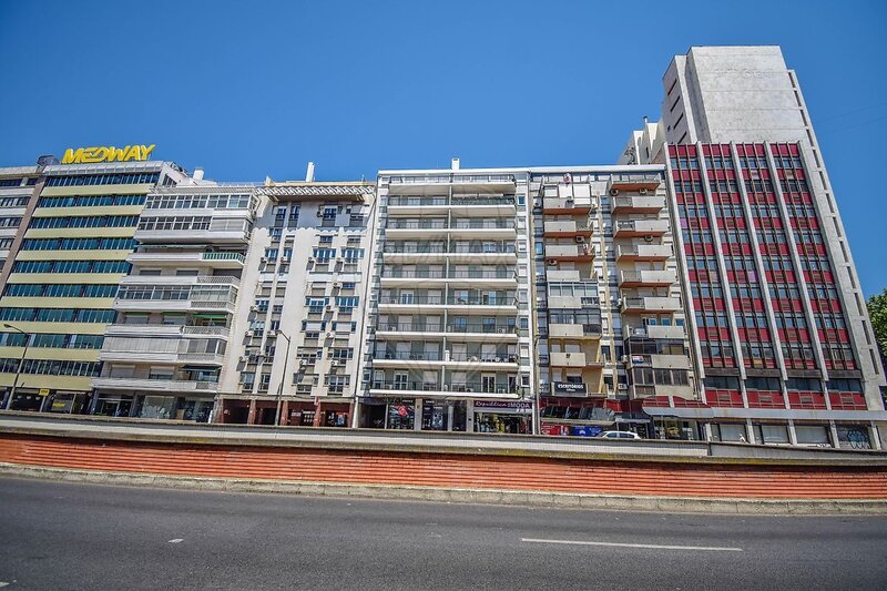 Apartamento T3 à venda em Avenidas Novas, Lisboa RE/MAX Portugal