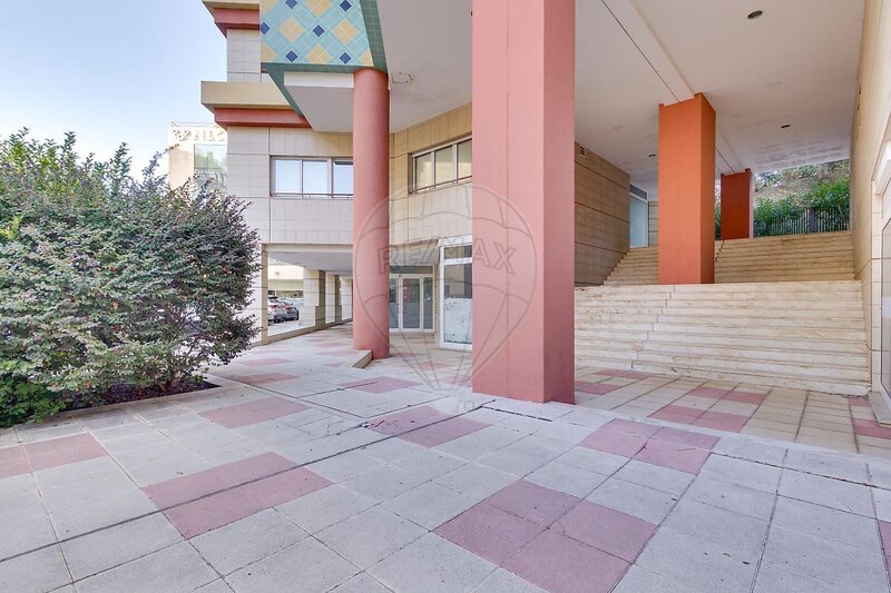 Loja para arrendar em Lumiar, Lisboa RE/MAX Portugal