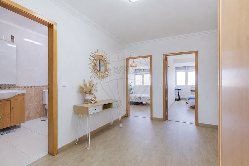 Apartamento T3 à venda em Almada, Cova da Piedade, Pragal e Cacilhas, Almada RE/MAX Portugal