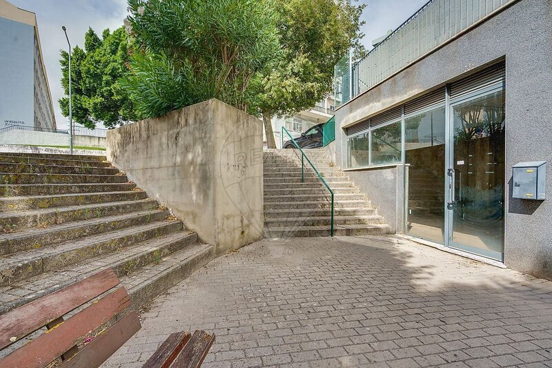 Loja para arrendar em Odivelas, Odivelas RE/MAX Portugal