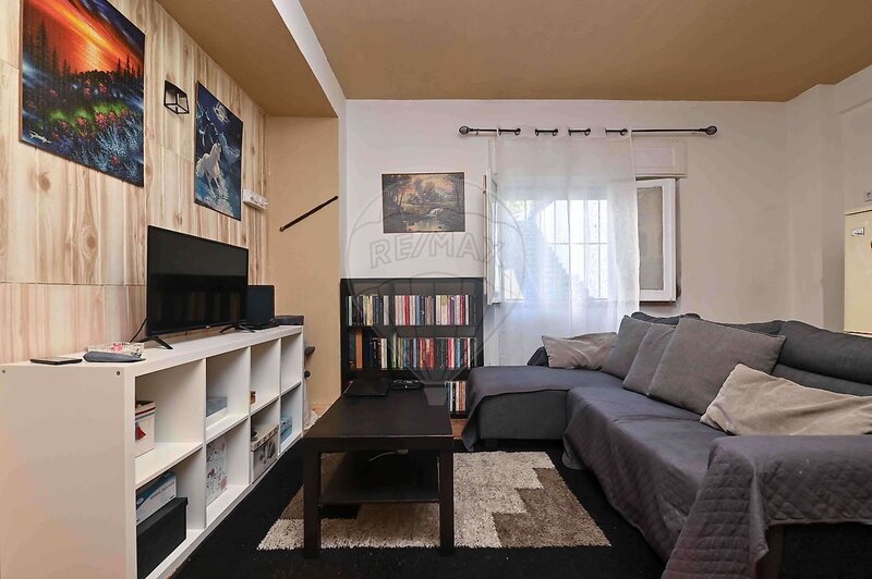 Apartamento T1 à venda em Agualva e Mira-Sintra, Sintra RE/MAX Portugal