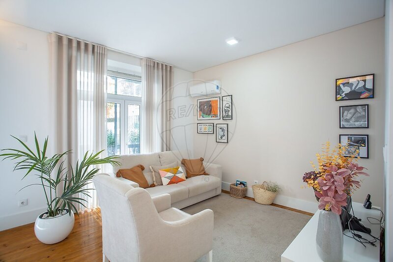 Apartamento T2 para arrendar em Campolide, Lisboa RE/MAX Portugal