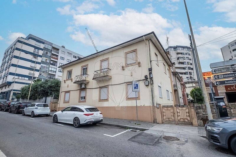 Apartamento T2 à venda em Mafamude e Vilar do Paraíso, Vila Nova de Gaia RE/MAX Portugal