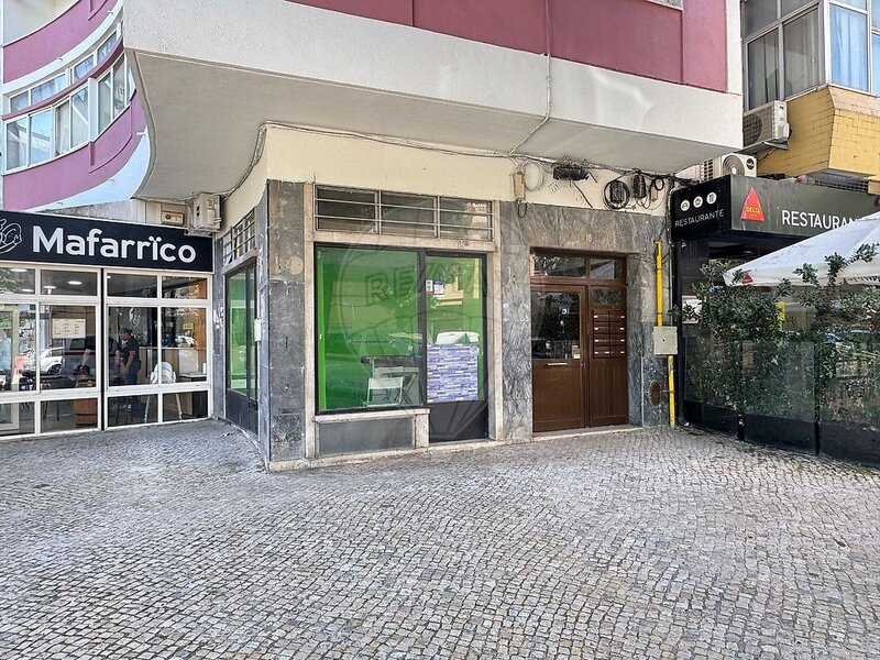 Loja para arrendar em São Domingos de Benfica, Lisboa RE/MAX Portugal