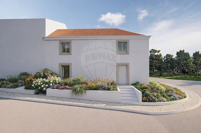 Moradia T3 à venda em Loures, Loures RE/MAX Portugal