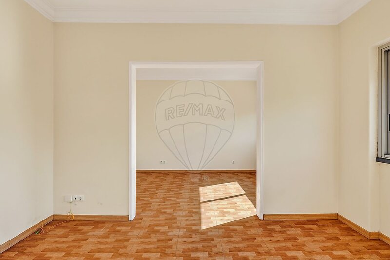 Apartamento T2 à venda em Almada, Cova da Piedade, Pragal e Cacilhas, Almada RE/MAX Portugal