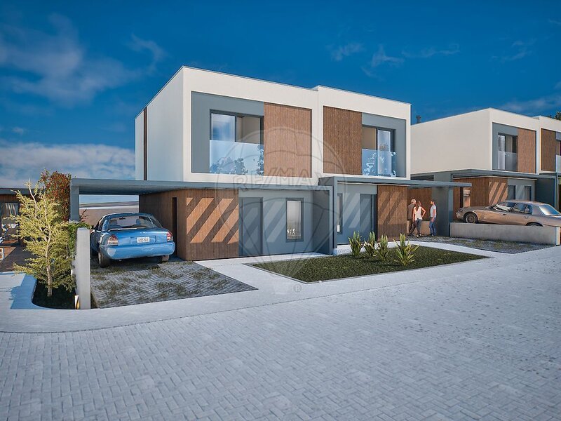 Moradia T3 à venda em Encarnação, Mafra RE/MAX Portugal