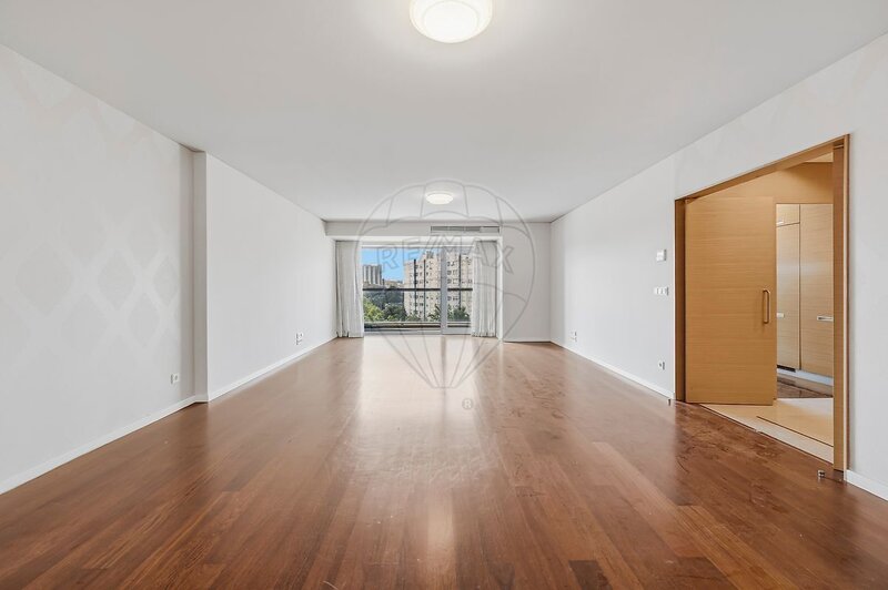 Apartamento T4 para arrendar em Alvalade, Lisboa RE/MAX Portugal