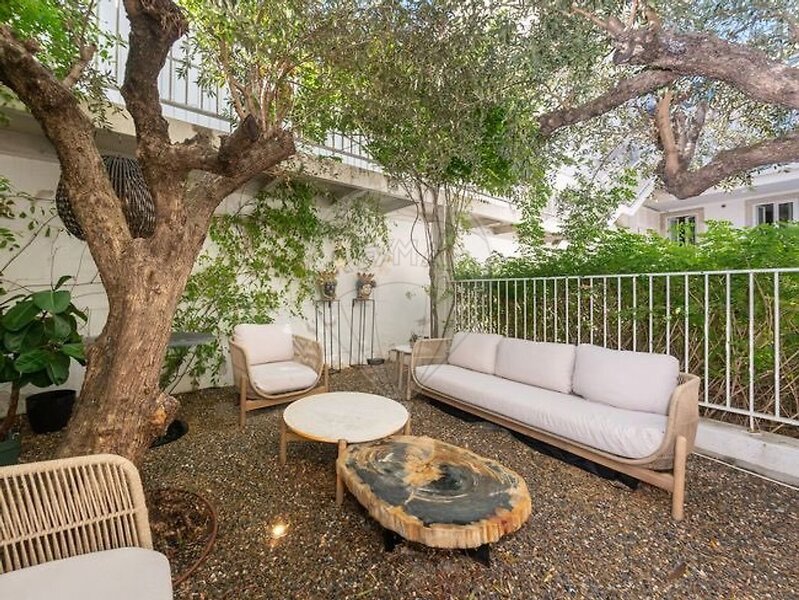 Apartamento T2 à venda em Santo António, Lisboa RE/MAX Portugal