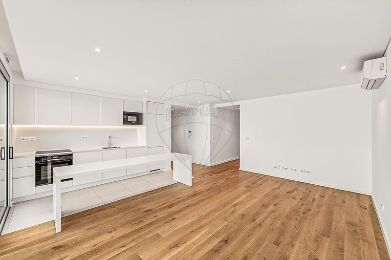 Apartamento T2 à venda em Carnide, Lisboa RE/MAX Portugal